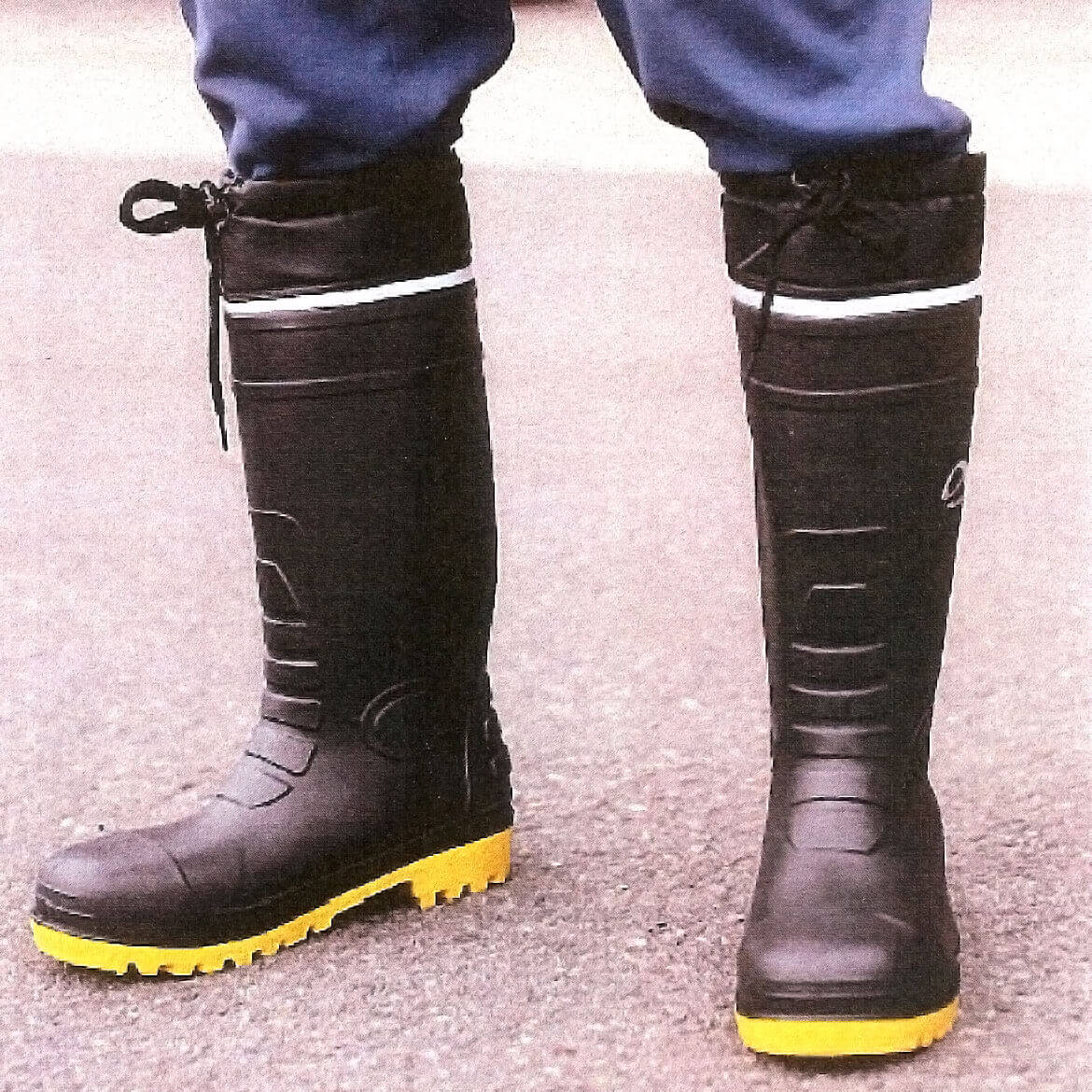 消防用長靴（カバー付きBW85／フード付きBN860） ｜ 共成株式会社